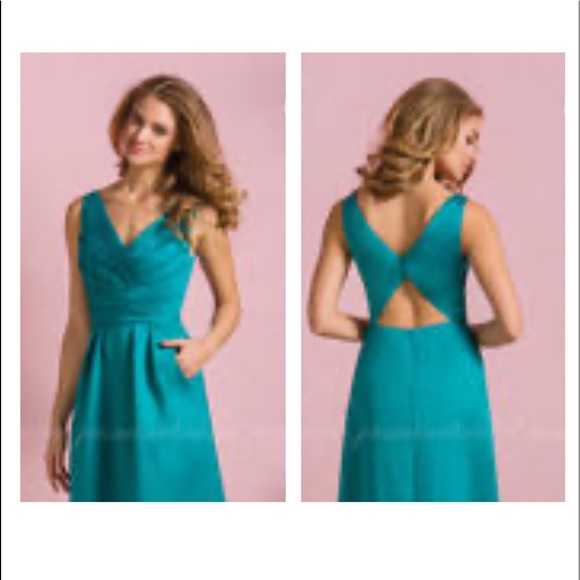 Poly Satin Floor Length  _ Teal - Picture 4 of 11